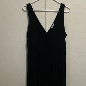 Old Navy LP little black dress